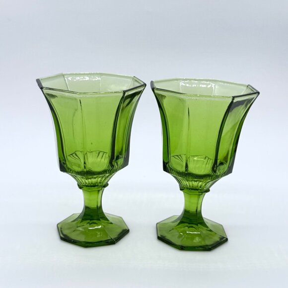 Set of 2 Vintage Avacado Independence Glass Co. MCM Wine Glasses 5.75" tall - Picture 2 of 4